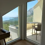 Σπίτι διακοπών In A Quiet Area - Private Pool - Sport - Starlink - Bbq