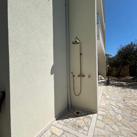 Quiet Area - Private Pool - Sport - Starlink - Bbq *