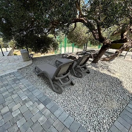 Quiet Area - Private Pool - Sport - Starlink - Bbq Holiday home Baska Voda