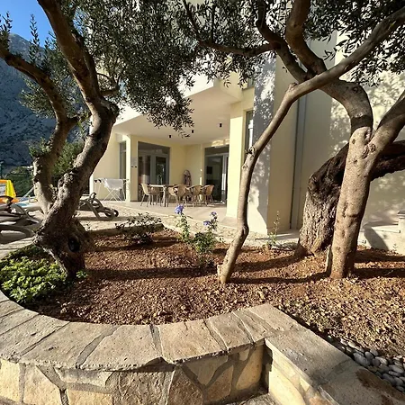 In A Quiet Area - Private Pool - Sport - Starlink - Bbq * Baška Voda