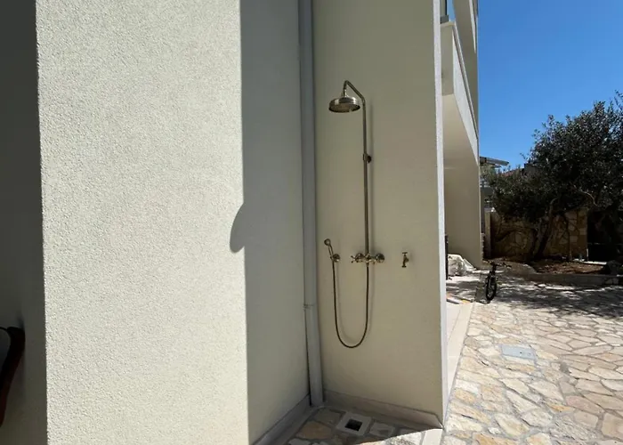 In A Quiet Area - Private Pool - Sport - Starlink - Bbq *