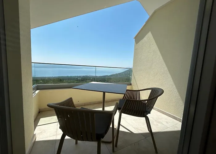 Nyaraló In A Quiet Area - Private Pool - Sport - Starlink - Bbq *