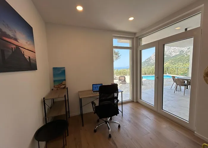 In A Quiet Area - Private Pool - Sport - Starlink - Bbq