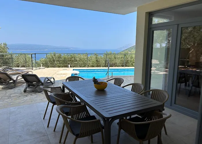 In A Quiet Area - Private Pool - Sport - Starlink - Bbq Baška Voda