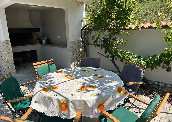 In A Quiet Area - Private Pool - Sport - Starlink - Bbq Nyaraló